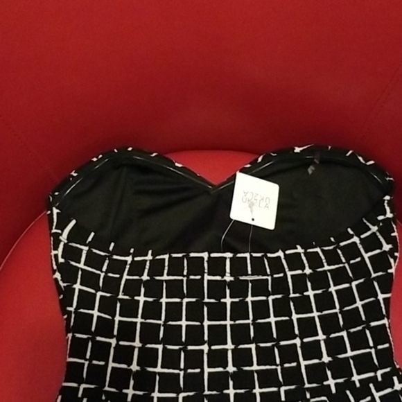 uk2la Strapless Shorts Romper - Picture 6 of 8